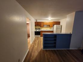Oak Leaf Apartments - Photo 1 of 1