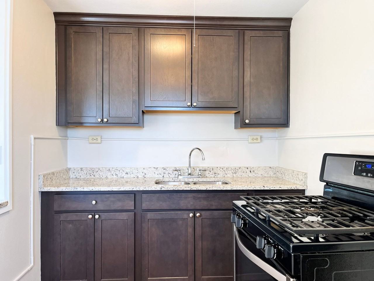 Cleveland Terrace - Photo 2 of 14