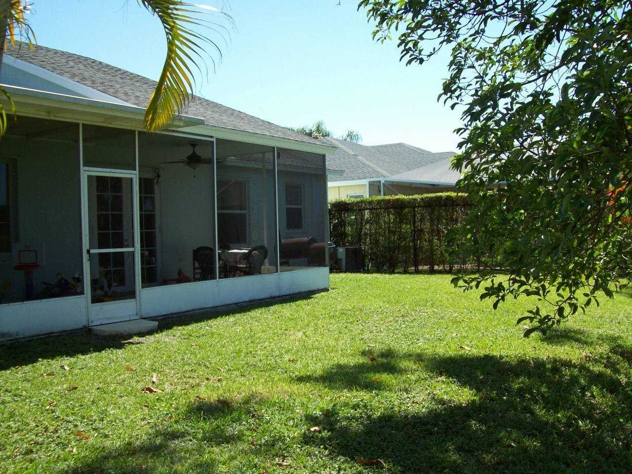 1205 Olympic Circle - Photo 3 of 8