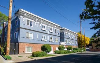 2943 Southeast Alder Street #4 - Photo 1 of 1