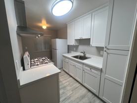 39-0017 - Photo 1 of 1