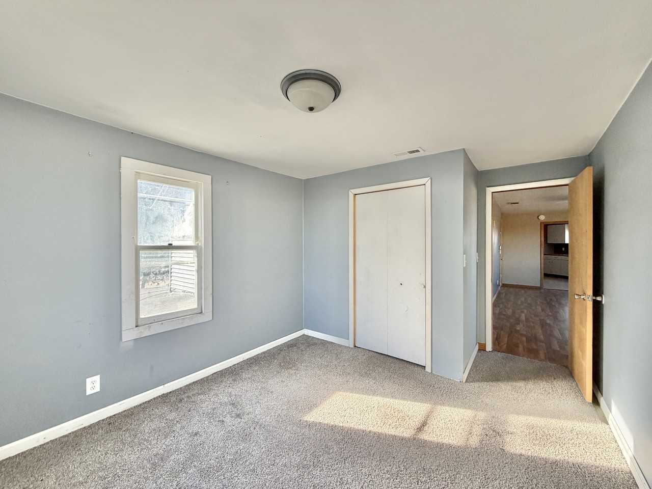 9188 Old Highway P - Photo 3 of 12