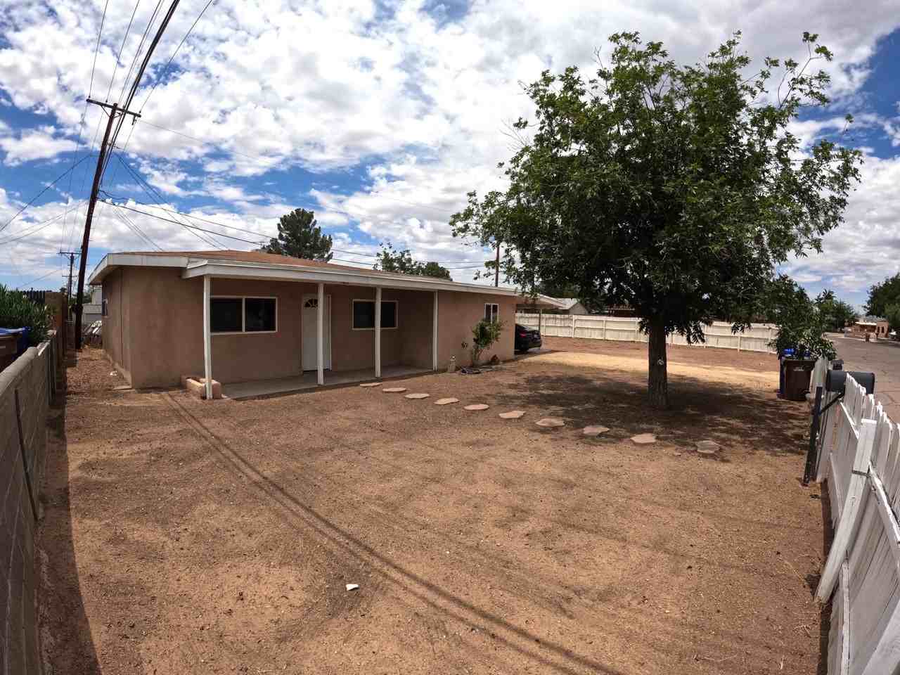 1417 5th St - Photo 2 of 14