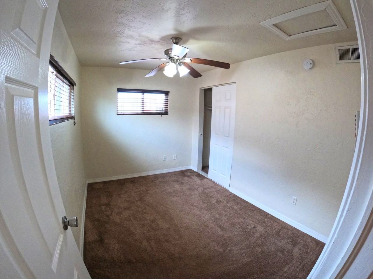 1417 5th St - Photo 5 of 14