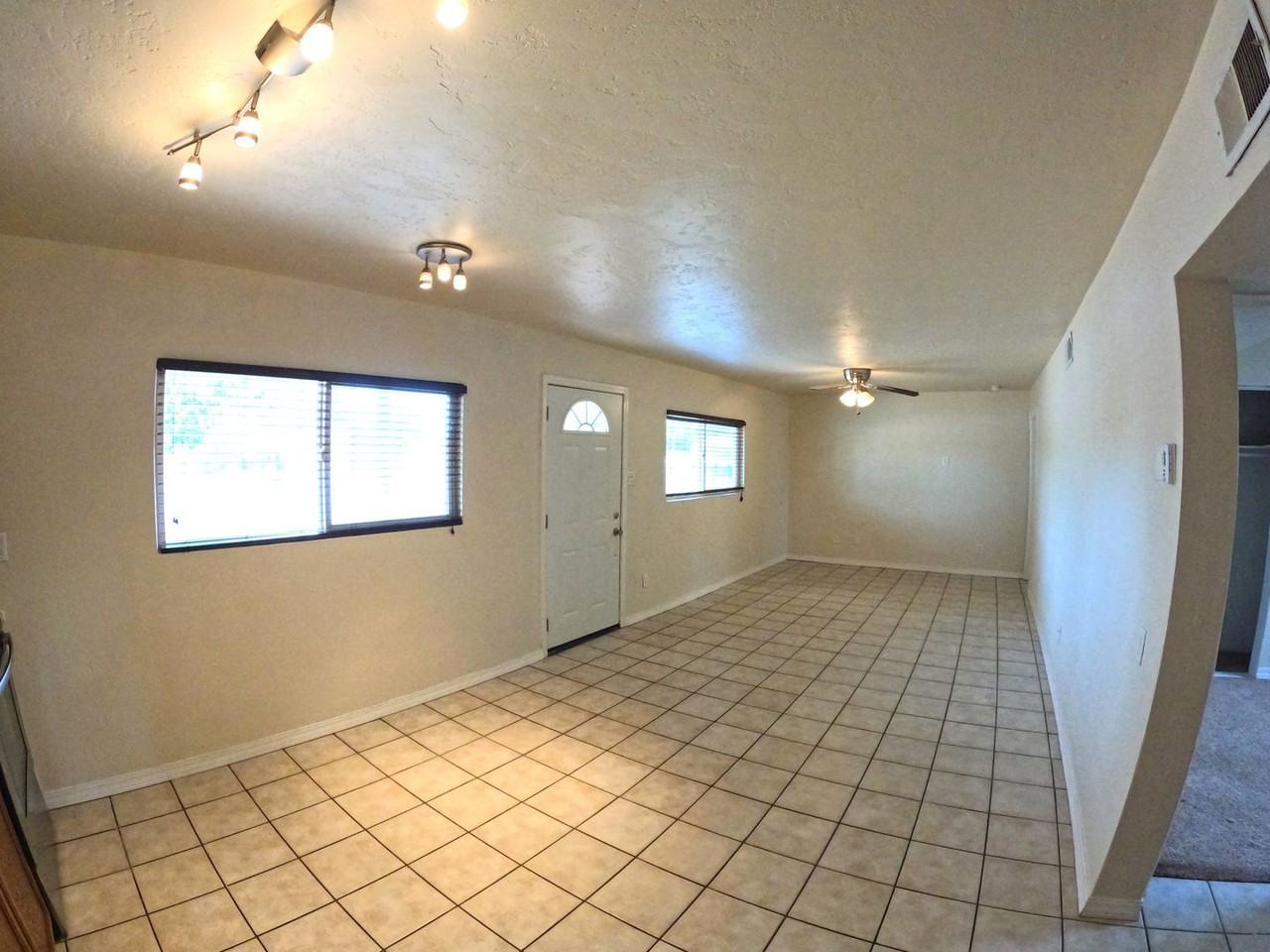 1417 5th St - Photo 7 of 14