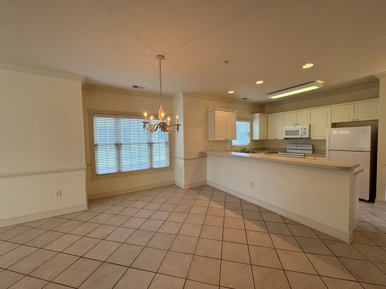 4887 Magnolia Pointe Ln #205 - Photo 5 of 12