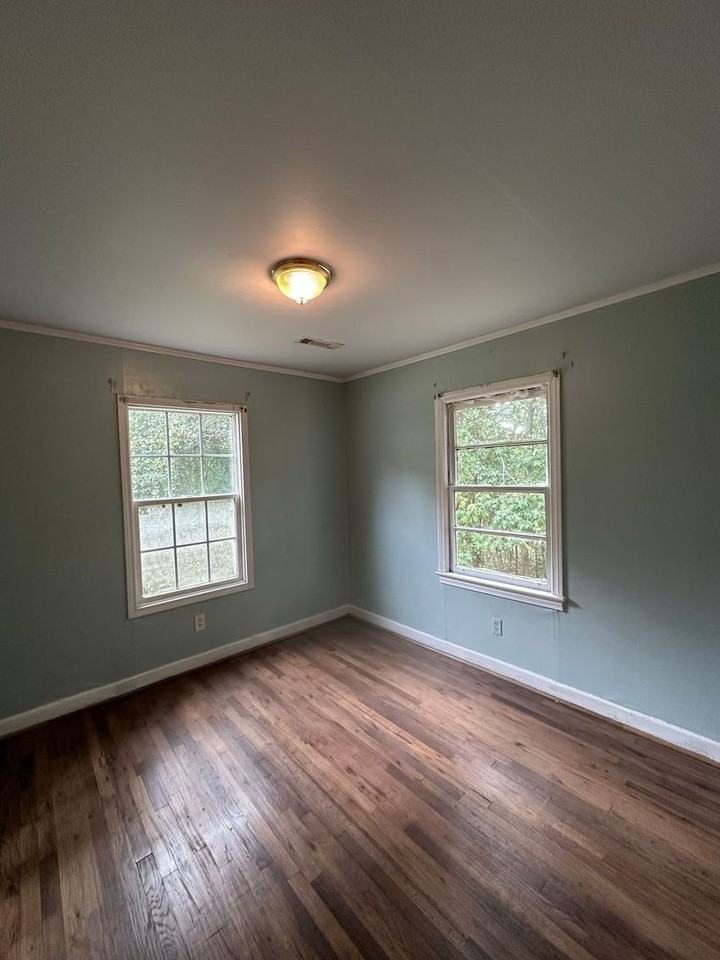 5430 Edgehill Rd #8 - Photo 6 of 6