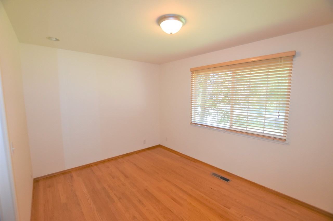 5487 Drysdale Drive - Photo 3 of 24