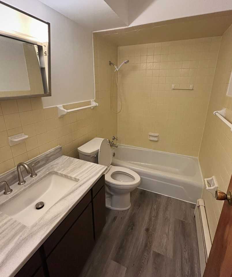 616 South New Street - Photo 5 of 6