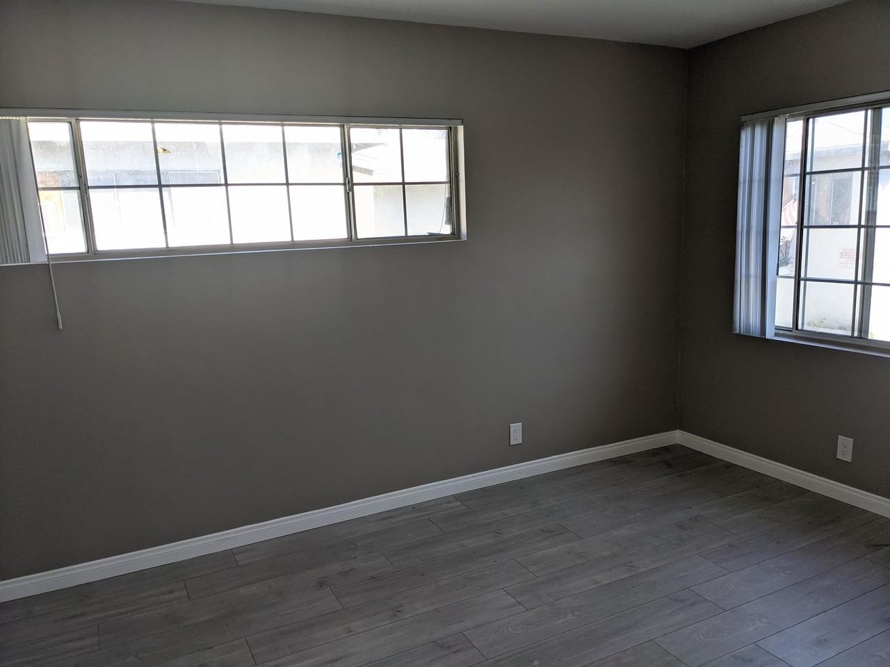 6818 Morella Ave. - Photo 4 of 21