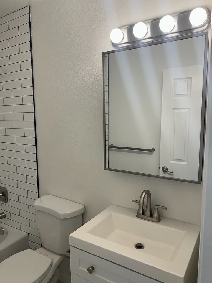 11273 Pegasus Ave - Photo 5 of 15