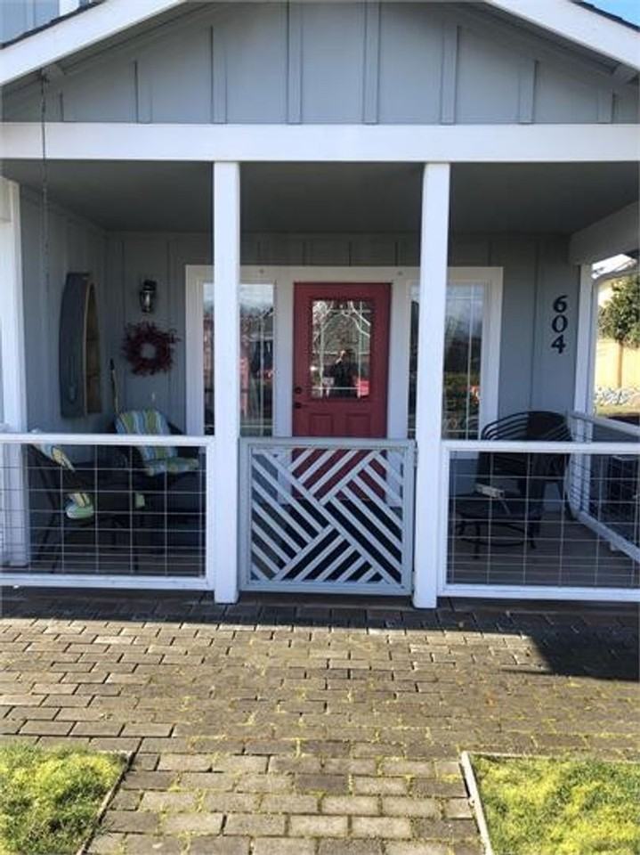 604 Nw Glenwood Ct - Photo 2 of 37