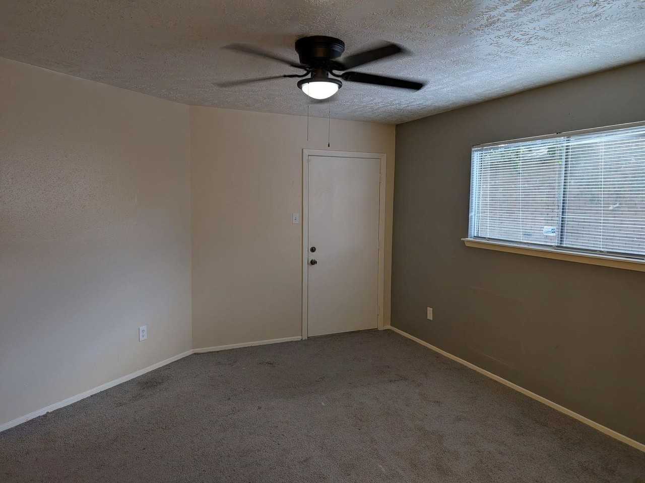 10607 Staghill Drive - Photo 7 of 21