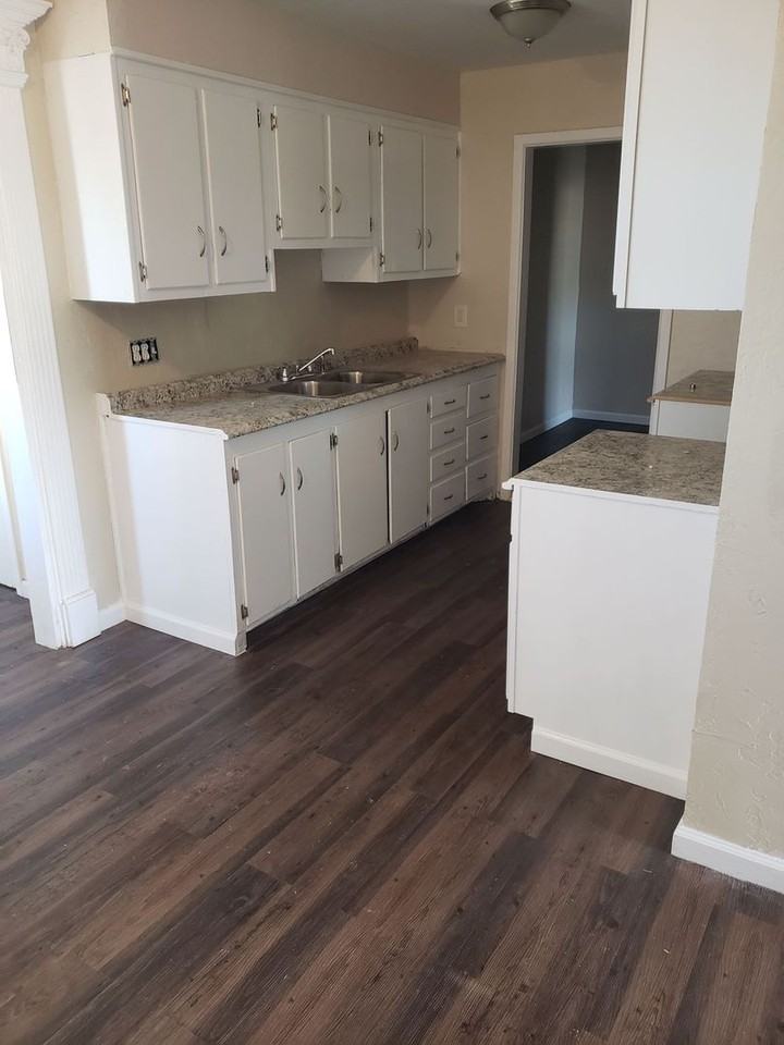 2924 Beechwood St - Photo 4 of 15