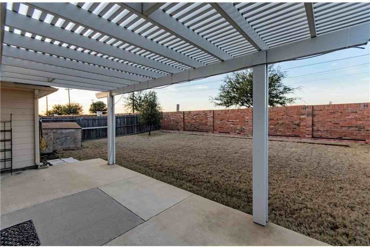 7020 Dove Tail Dr - Photo 2 of 23