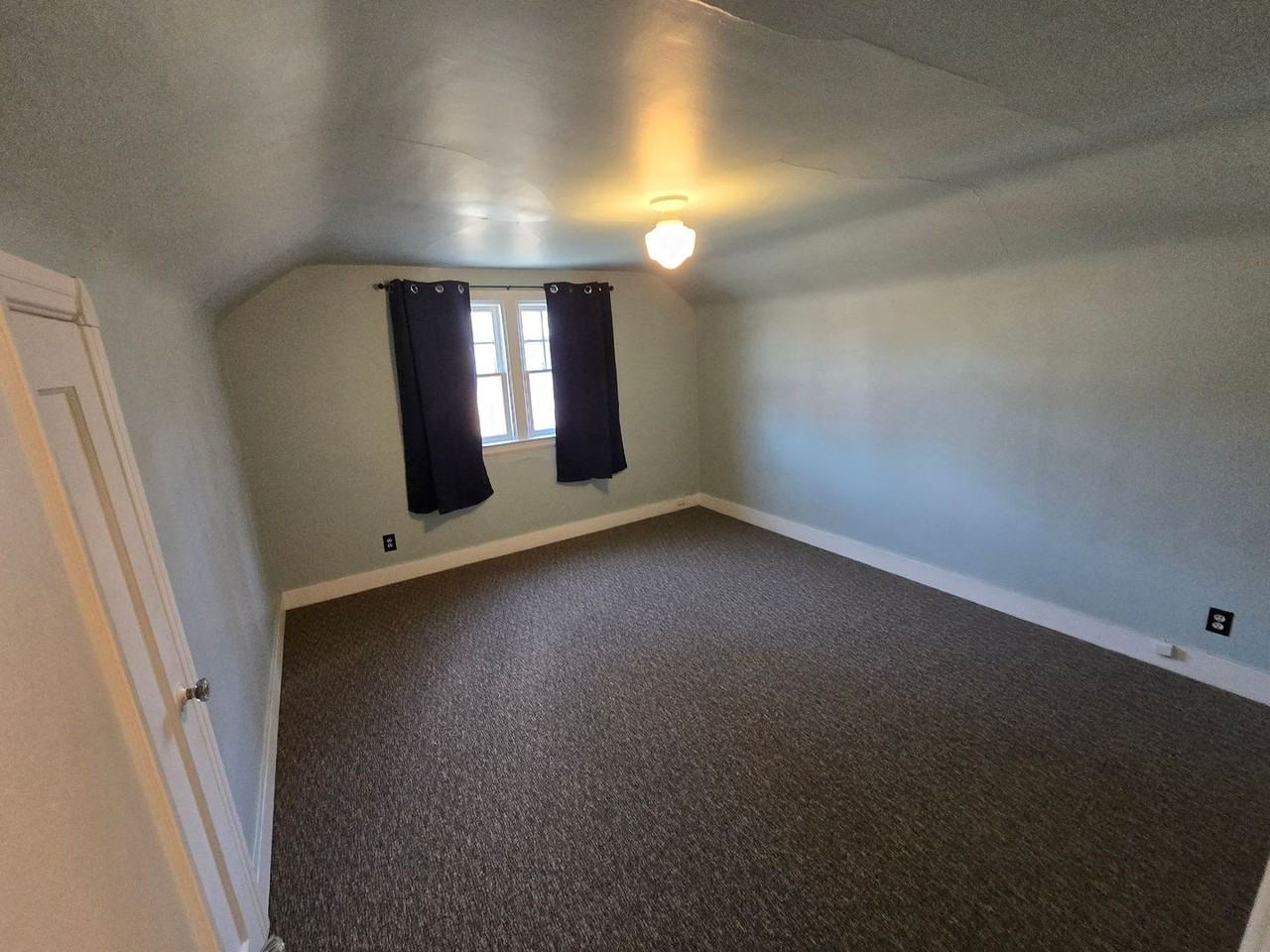 1822 Earle St - Photo 6 of 11
