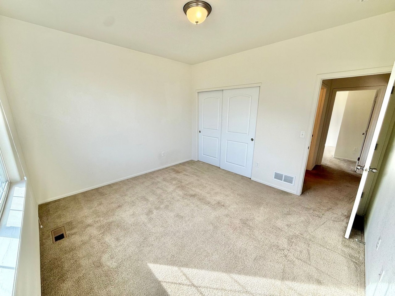 4156 Cypress Ridge Ln - Photo 4 of 28