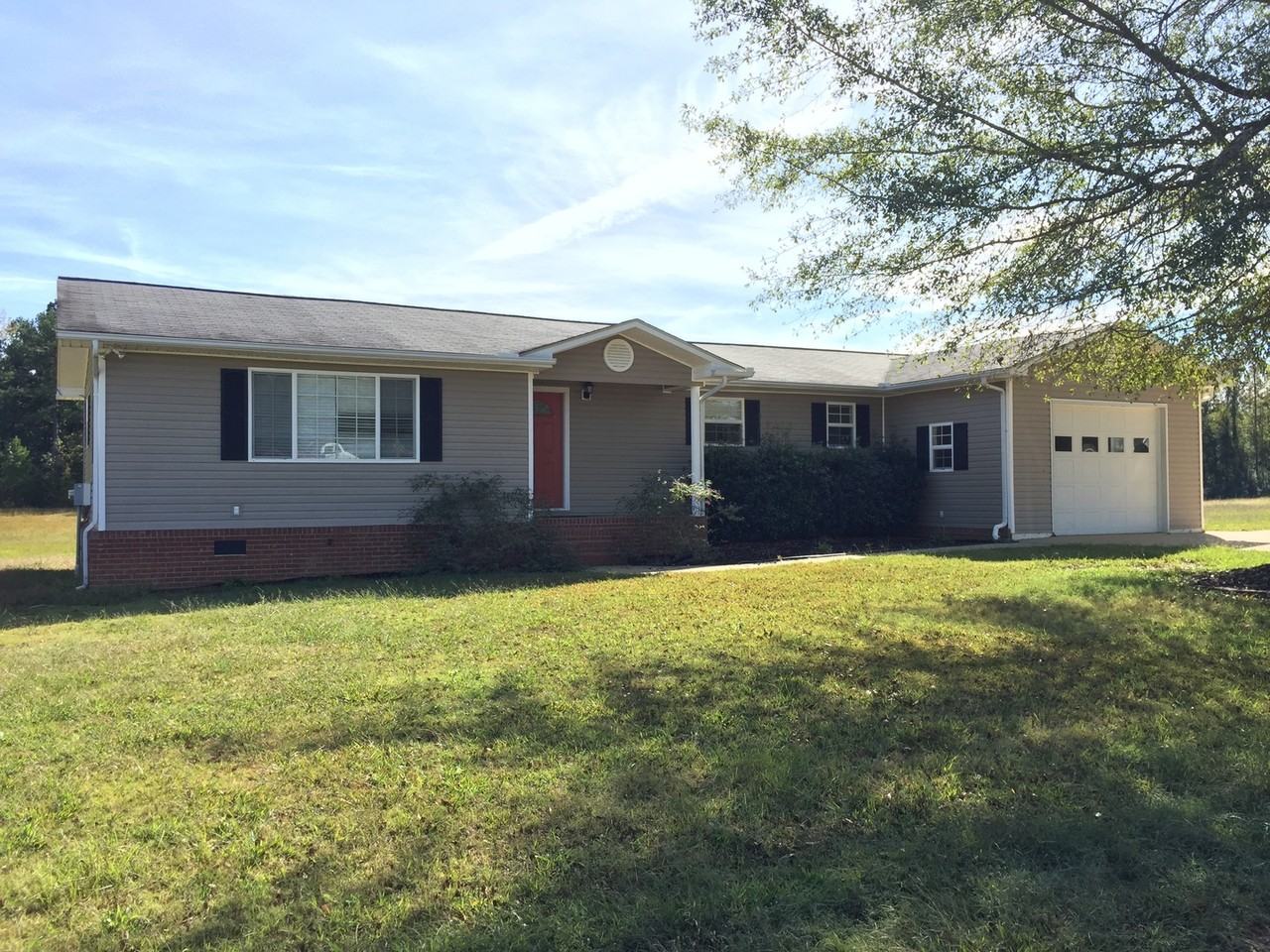 125 Mitchell Road - Photo 2 of 9