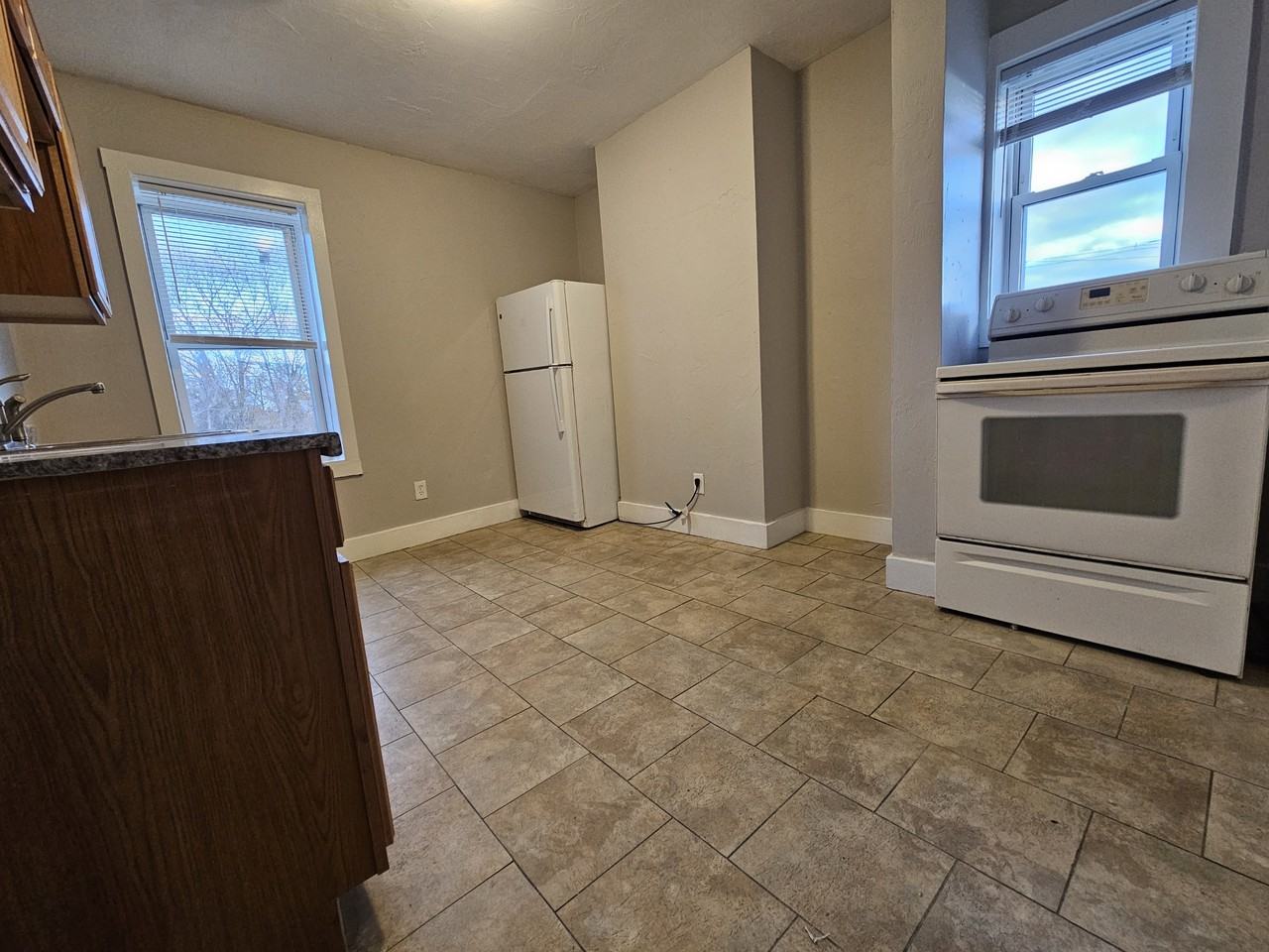 193 North Main Street - Photo 5 of 9