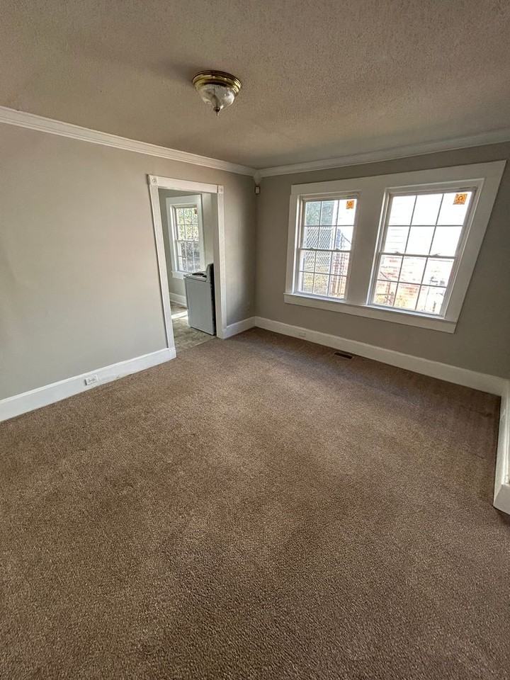 22 Carter Street - Photo 4 of 9