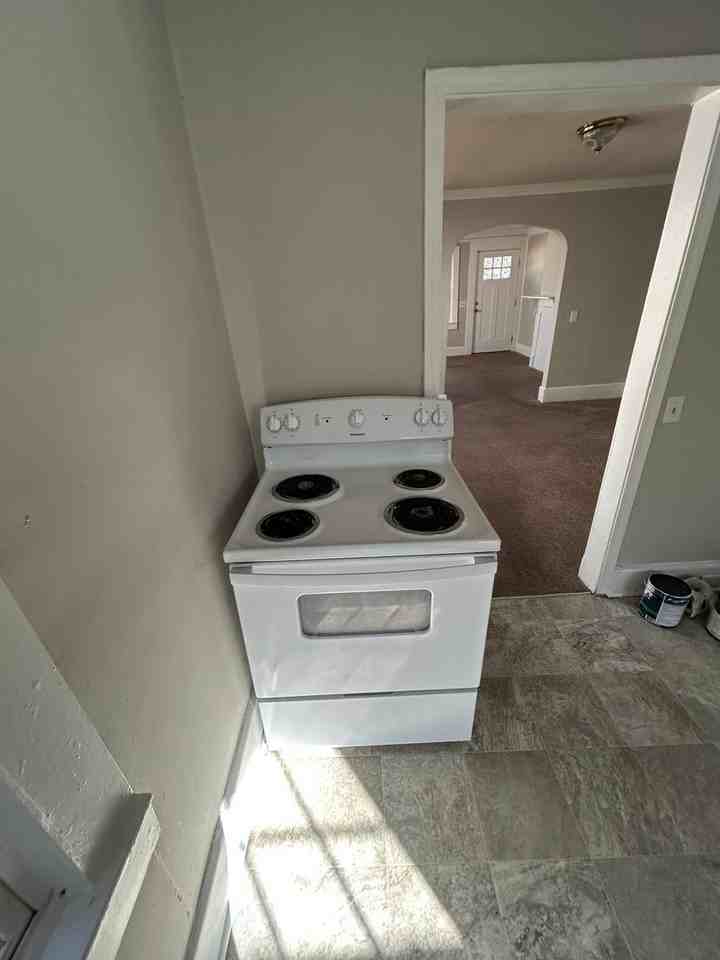 22 Carter Street - Photo 5 of 9