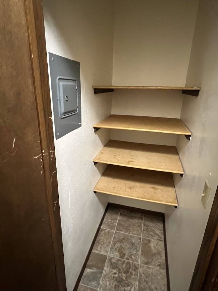 313 Higgins Drive - Photo 5 of 23