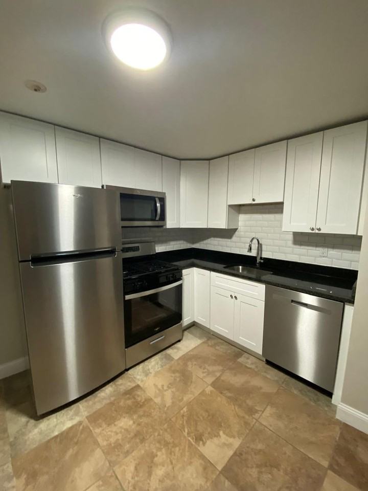 169 Aiken Ave - Photo 2 of 11