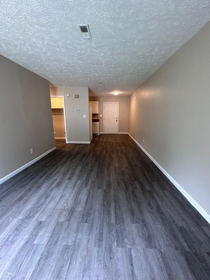 5807 Aftonshire Drive - Photo 2 of 12