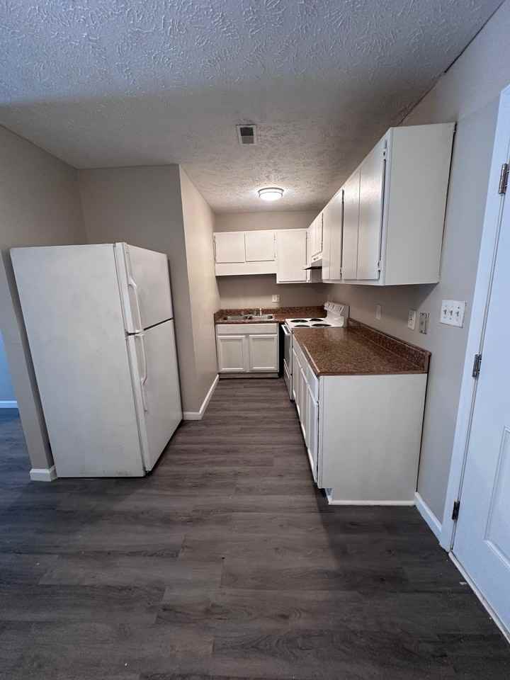 5807 Aftonshire Drive - Photo 6 of 12