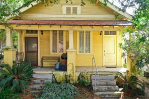 featured image of 1537 Adams Street