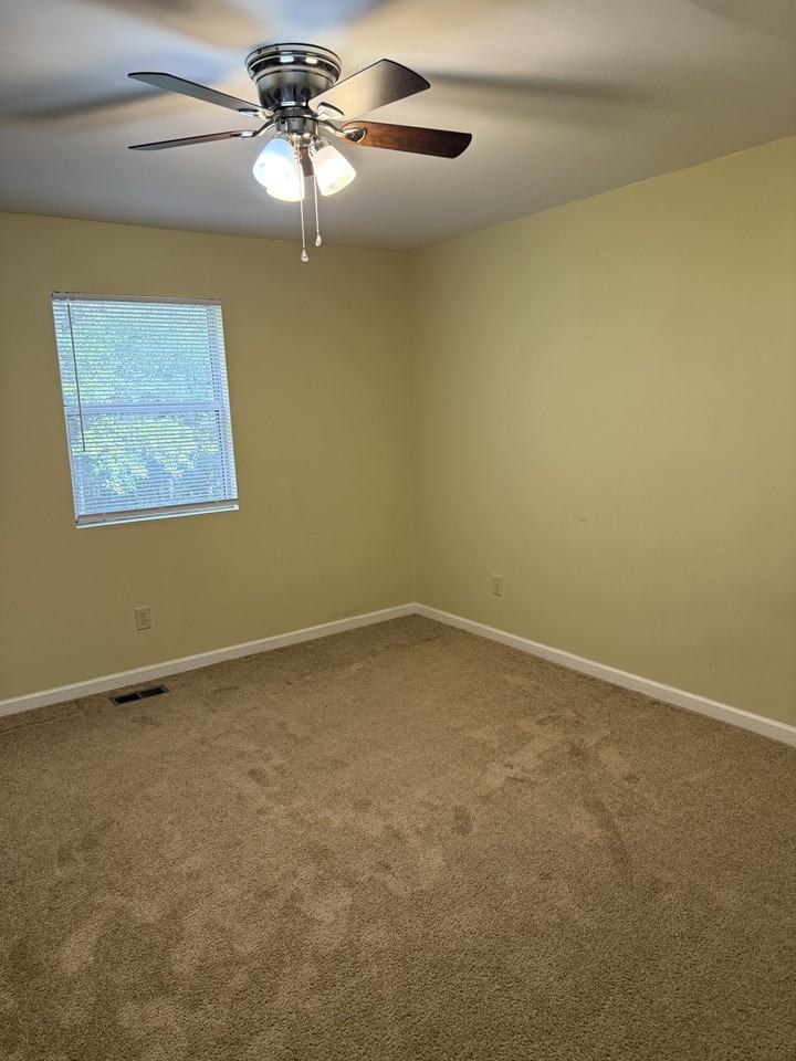 3320 Bridges Street Apt 9 - Photo 7 of 11