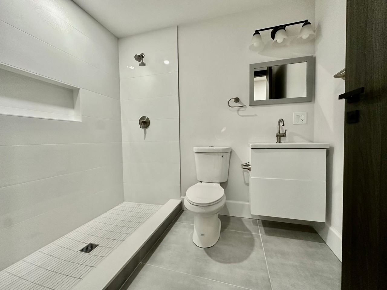 110 Mount Pleasant Ave - Photo 7 of 15