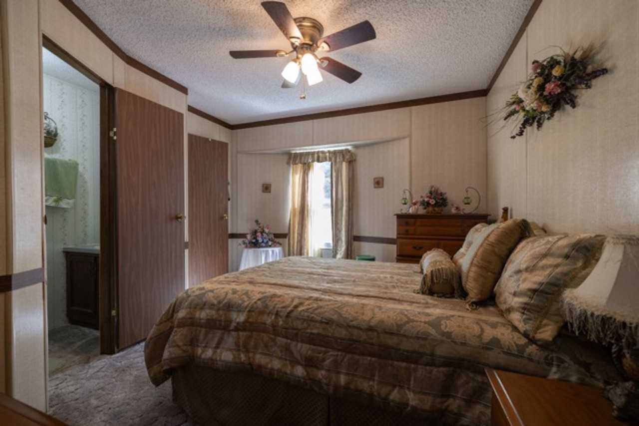 112 Fruster Street - Photo 4 of 16