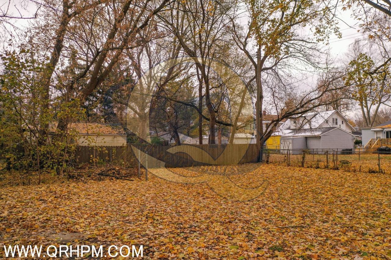 1807 Union Ave - Photo 3 of 19