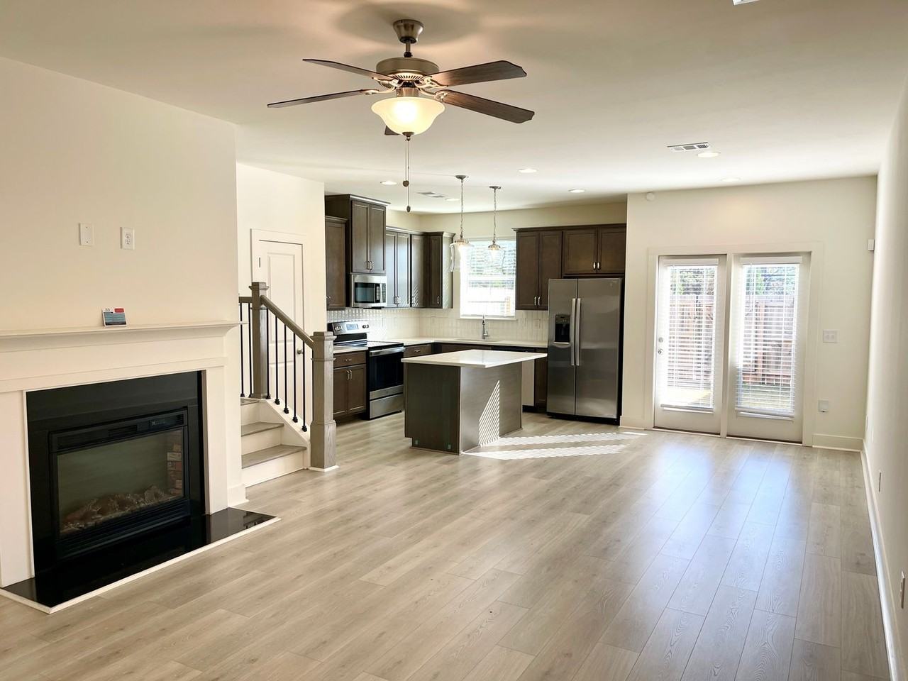 5859 Greystone Dr - Photo 5 of 27