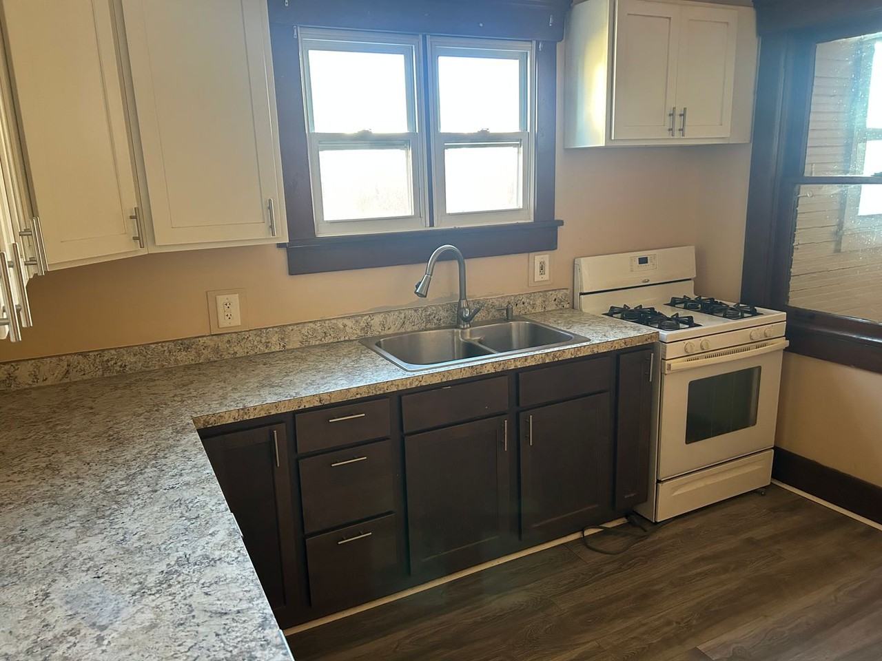 1432 Louisiana Ave Nw - Photo 2 of 10