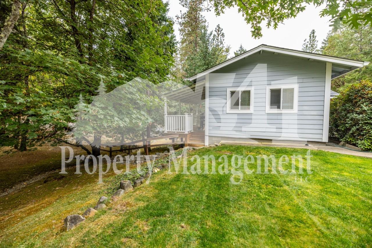 327 Dawn Allan Dr #A - Photo 2 of 11