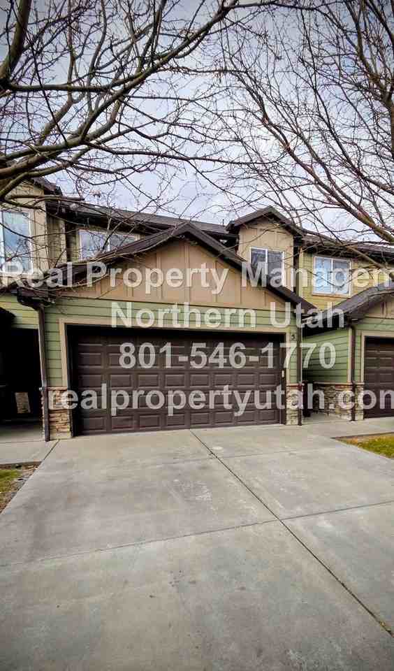 3385 Brynn Ave - Photo 2 of 26