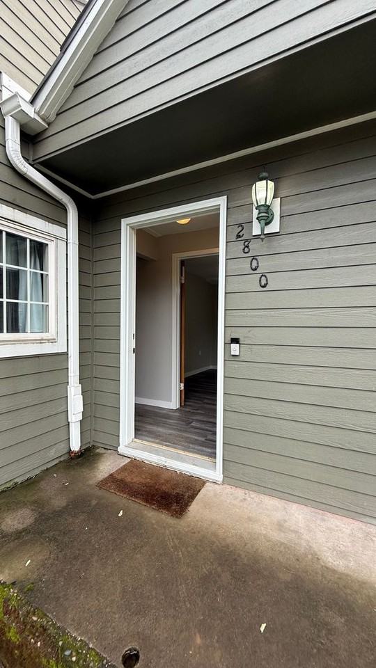 2800 Southeast 115th Avenue - Photo 3 of 24