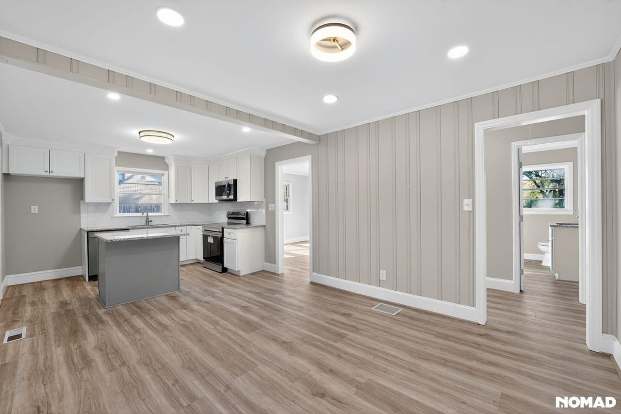 4056 Whitehall Dr - Photo 6 of 27