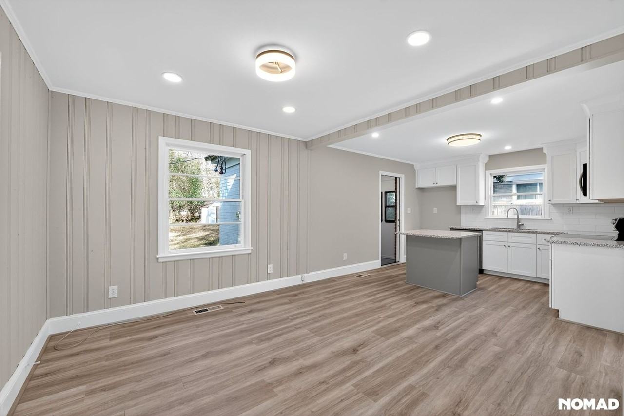 4056 Whitehall Dr - Photo 7 of 27