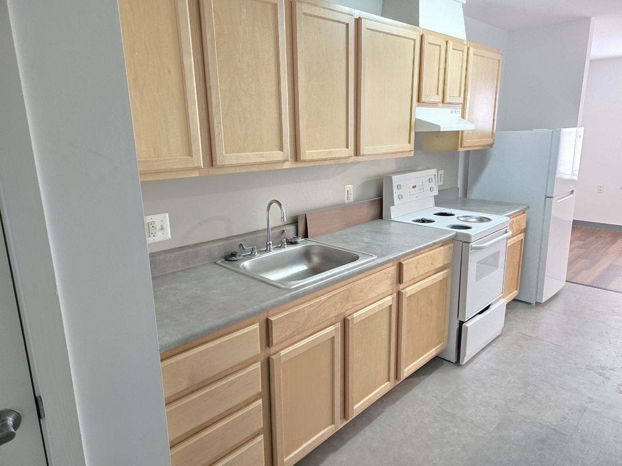 516 North 52nd Street - Photo 5 of 9