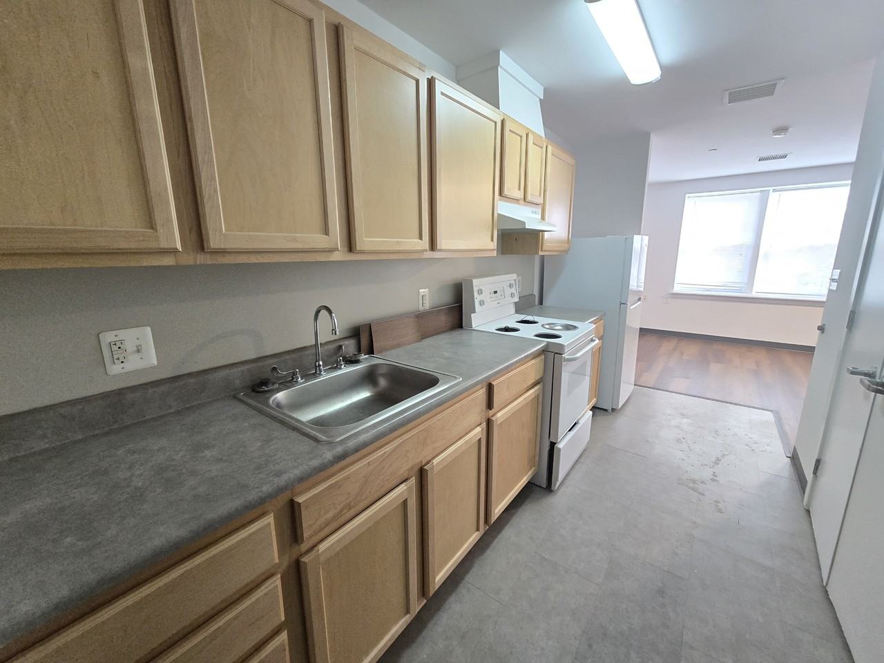 516 North 52nd Street - Photo 6 of 9