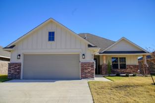 572 West Hackberry Avenue - Photo 1 of 1