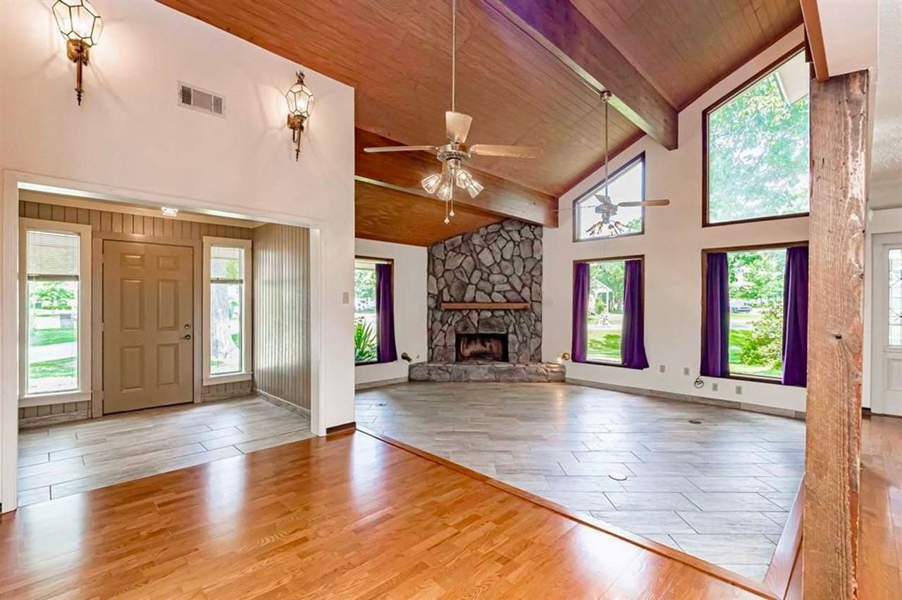 8523 Briarwood Place - Photo 3 of 37