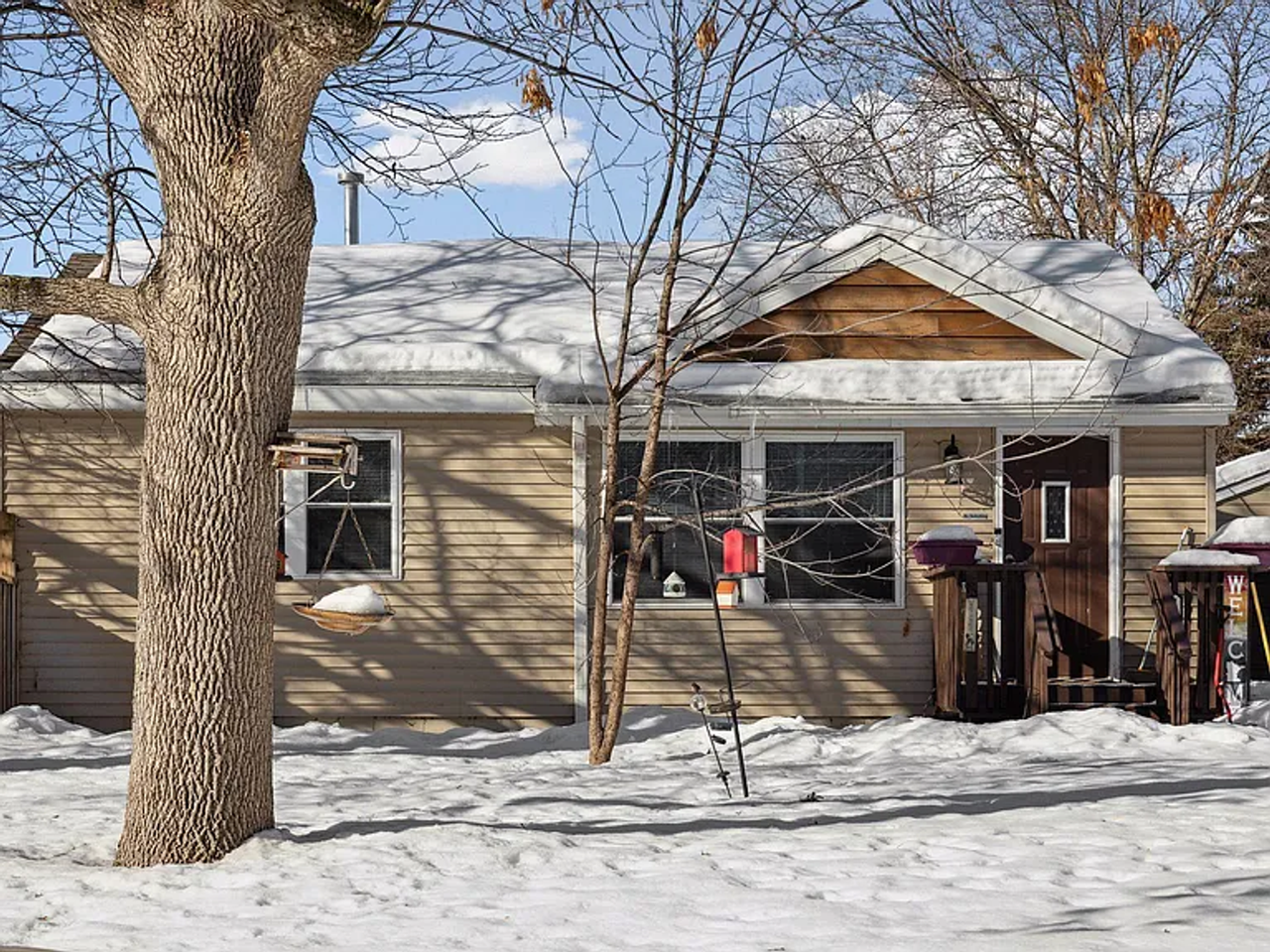 10012 Cottonwood St Nw #1 - Photo 2 of 18