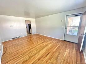 6014 S Prince St - Photo 1 of 1