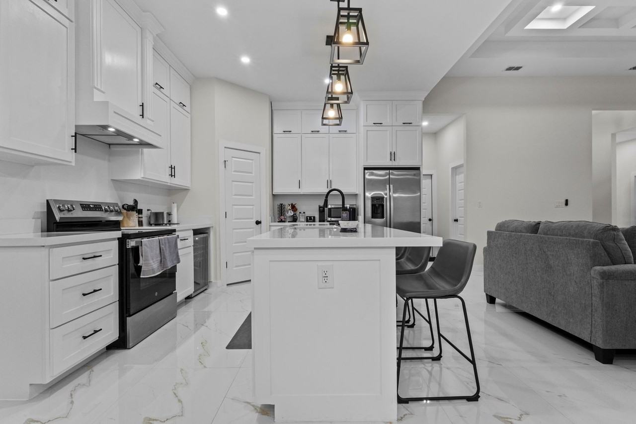 7425 Lake Havasu - Photo 5 of 19