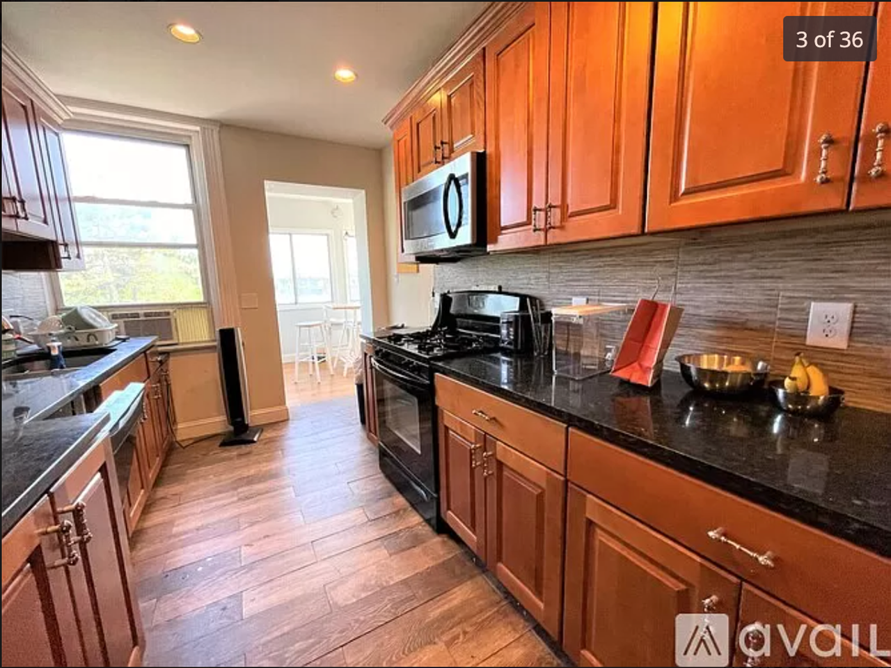 11 Babcock St - Photo 3 of 16