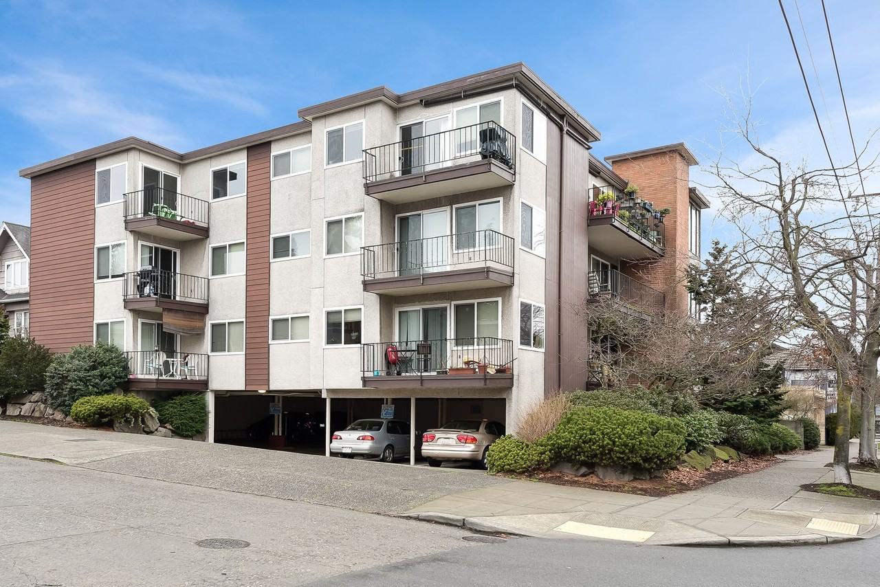 SAN Sandra Apartments - Photo 5 of 10